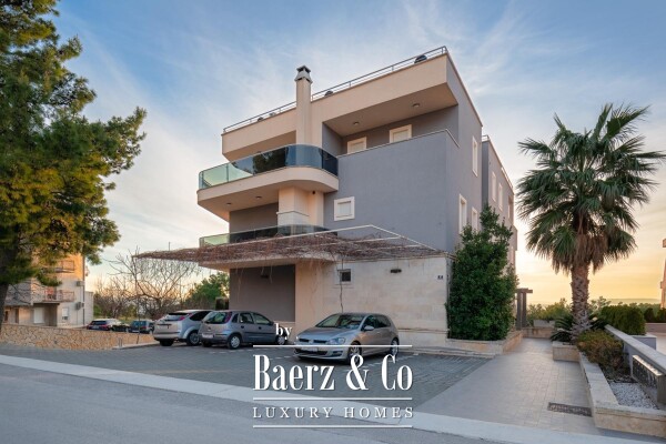 photo 27 Podstrana, luxury four bedroom apartment with a beautiful sea view and 2 garages