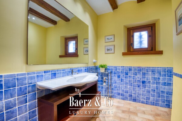 photo 22 Carrer Mestre d´Aixa 