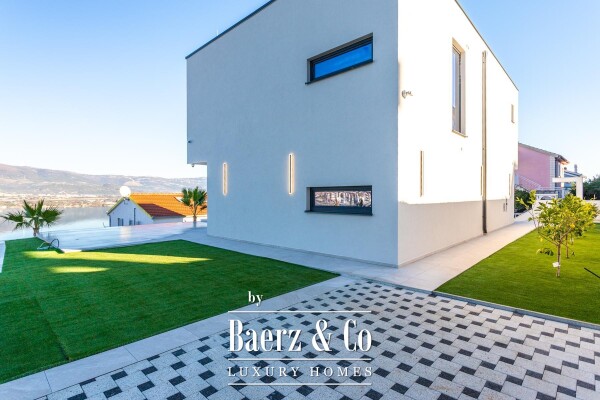 photo 22 Čiovo, Mastrinka - newly built villa with pool and open sea view