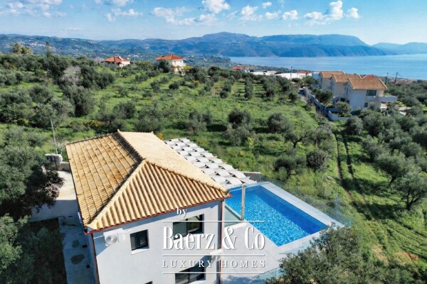 photo 1 2109729 - Detached house For sale, Methoni, 167 sq.m., €565.000