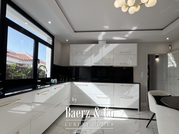 photo 13 Charming renovated villa in excellent location.