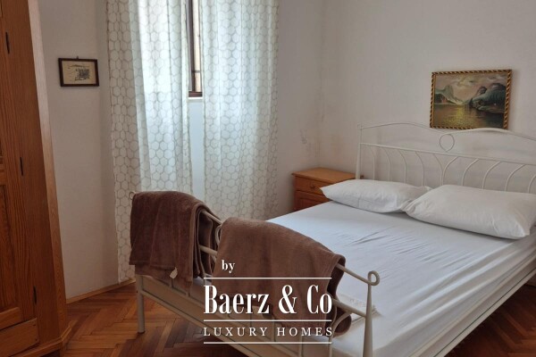 photo 22 Brač, Milna - semi-detached stone house with restaurant, first row to the sea