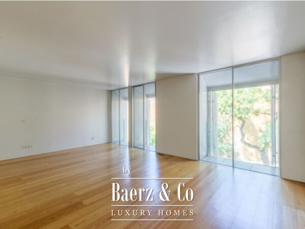 photo 20 One Bedroom apartments plus 1 on Av. July 24 in a building with signature of Arq. Aires Mateus