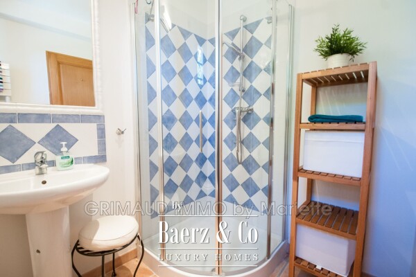 photo 11 Charming property with panoramic views – 2.1 hectares – Swim