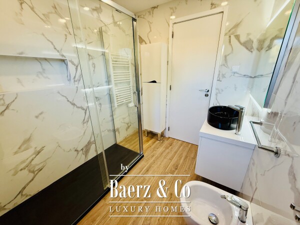 photo 23 4 bedroom house with heated swiming pool garden and garage in Sintra