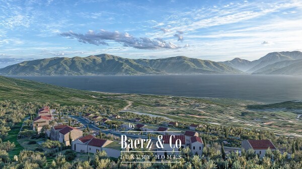 photo 10 Golf Villa with Beautiful Sea View on the Coast of Montenegro
