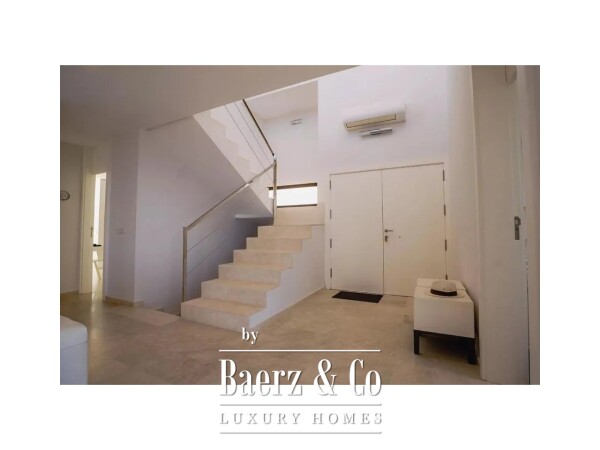 photo 25 Exclusive luxury villa on the seafront in Playa San Juan