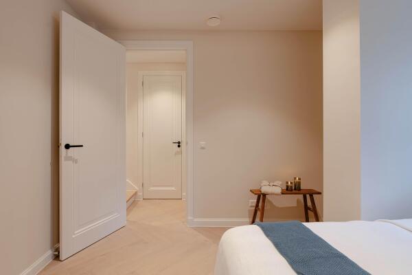 photo 26 Eerste Helmersstraat 34