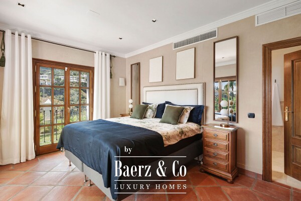 photo 13 Villa - El Madroñal - Benahavis - Ref: 8687