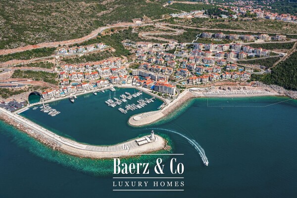 photo 3 Apartment near the Sea in a Luxurious Project