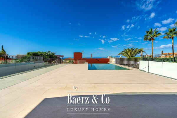 photo 28 Beautiful move in ready villa in residential area Tenerife south