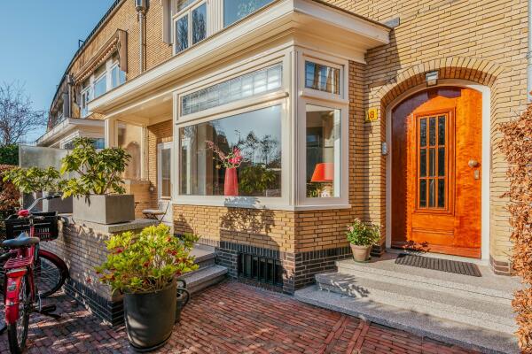 photo 2 Diepenbrockstraat 18