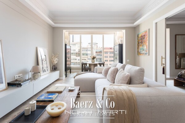 photo 1 Apartment for sale in Eixample