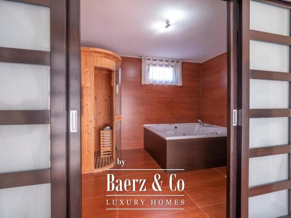 photo 10 Beautiful Villa in Budva Municipality with a Private Parking and a Pool