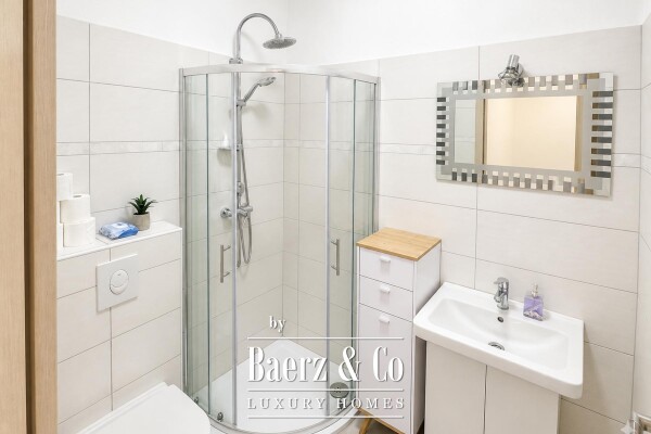 photo 27 Zadar, Rtina, house with swimming pool and three residential units, 200 m from the sea