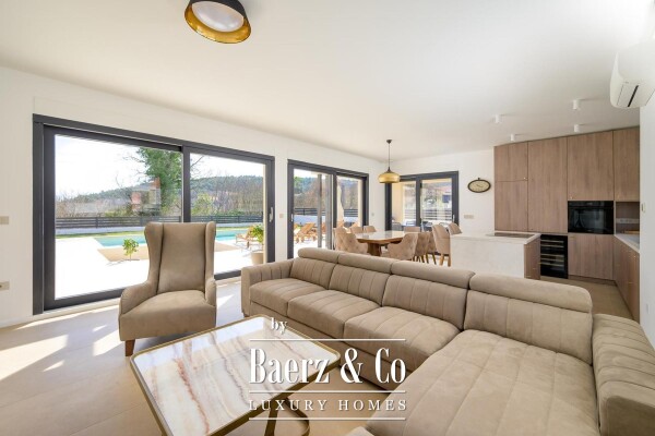 photo 3 Istria, Rovinjsko selo, modern house 210 m² with heated pool, sauna and jacuzzi