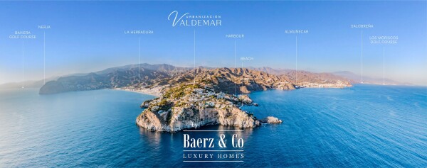 photo 9 Modern Mediterranean villas with infinity pools near the beach