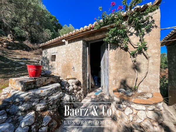 photo 5 Renovated Venetian Farmhouse high in the hills of Zakynthos - Skinari