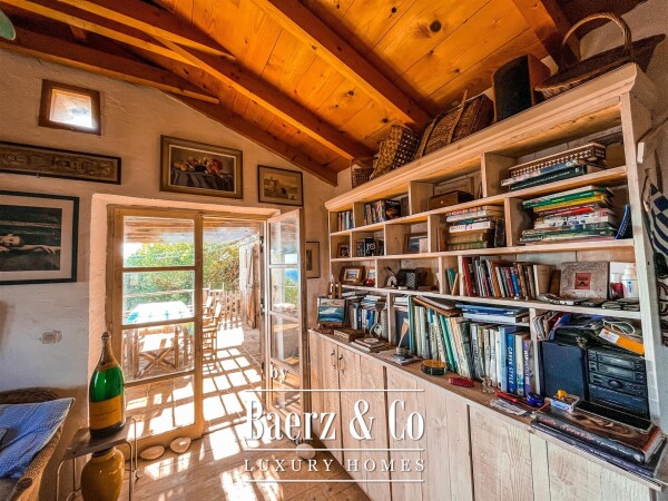 photo 12 Renovated Venetian Farmhouse high in the hills of Zakynthos - Skinari