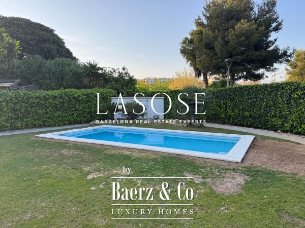 photo 66 Sitges, Terramar