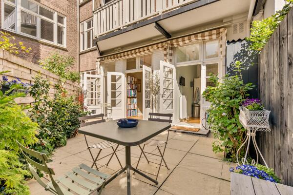 photo 14 Michelangelostraat 22 H