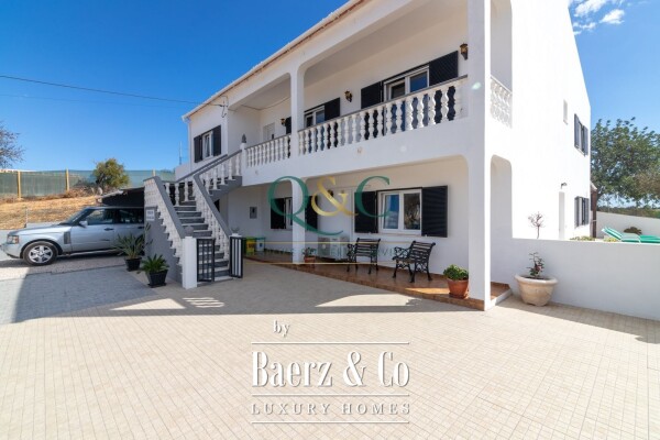 photo 1 Beautiful luxury home in Boliqueime, Vale Covo