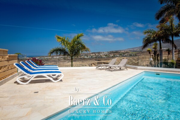 photo 42 Refurbished villa with a separate annexe on Tenerife