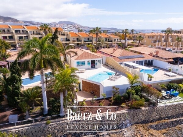 photo 52 Refurbished villa with a separate annexe on Tenerife