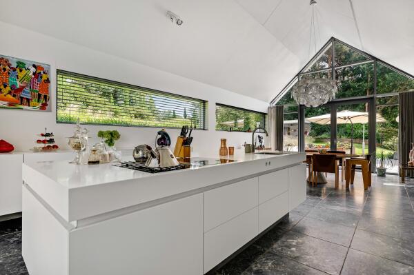 photo 25 Europalaan-Oost 74