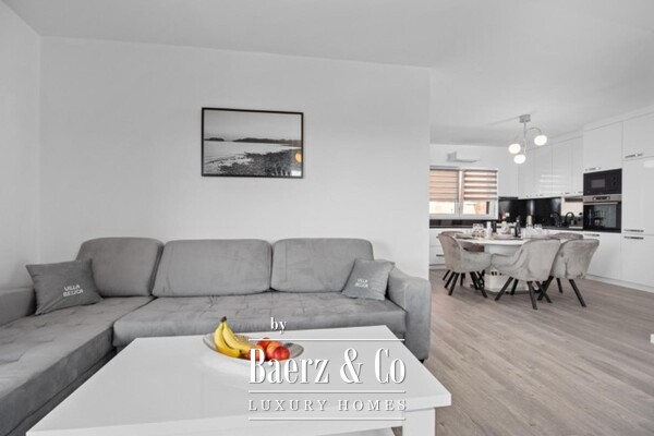 photo 17 Medulin, luxury villa with three apartments, sea view and pool, near beach