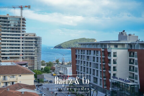 photo 4 Luxury Three-Bedroom Apartment with Garage in Budva Center