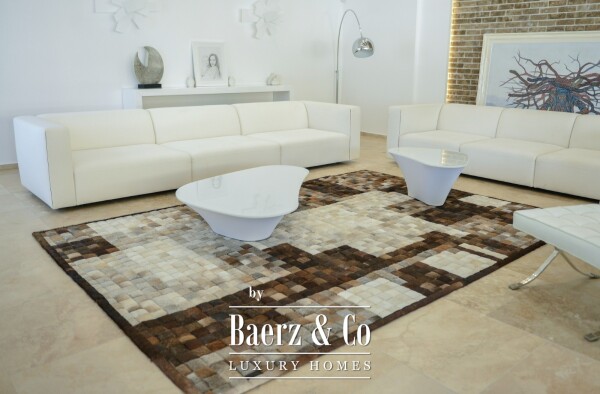 photo 5 Luxury Three-Bedroom Apartment with Garage in Budva Center